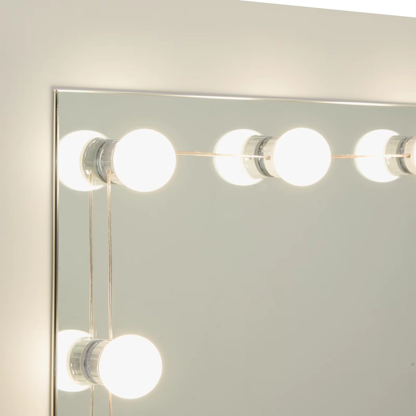 Meuble Coiffeuse avec éclairage LED - Emilie